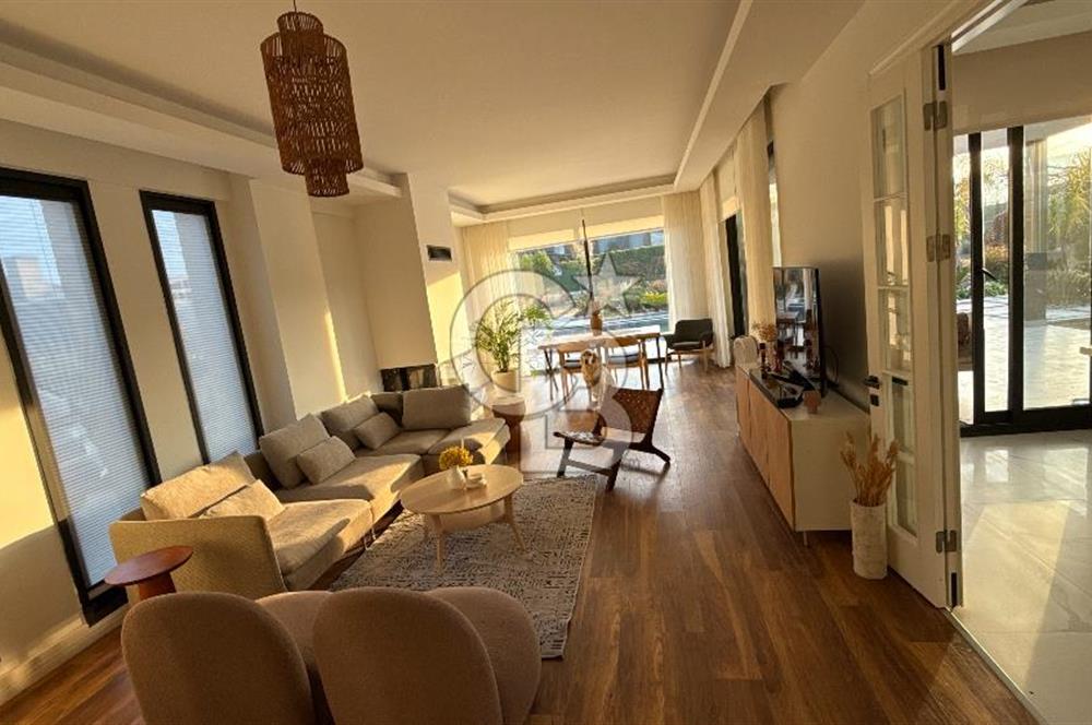 Kuşçular'da 1,7 Dönüm İçerisinde Satılık 5+1 Villa