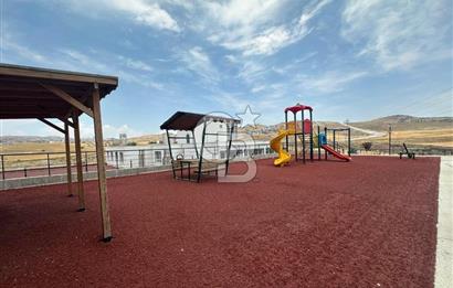 SİTE İÇİNDE 50 M2 MÜSTAKİL BAHÇELİ, 185 M2, 4+1 SATILIK DAİRE