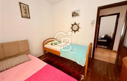 ÇEŞME MERKEZ'DE DENİZE SIFIR EŞYALI KİRALIK 2+1