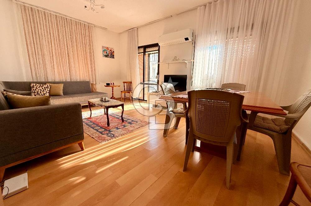 ÇEŞME MERKEZ'DE DENİZE SIFIR EŞYALI KİRALIK 2+1