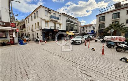 ÇEŞME MERKEZ'DE DENİZE SIFIR EŞYALI KİRALIK 2+1