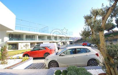 İzka Merkez Yaşam Konak Deniz Manzaralı 1+1 Satılık Daire