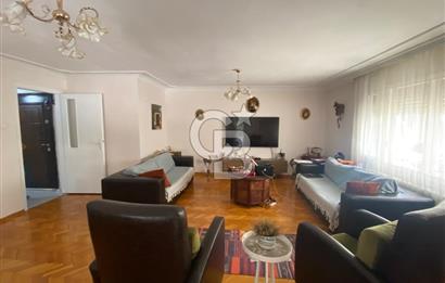 karşıyaka bostanlı gode cengiz parkına yakın geniş satılık daire