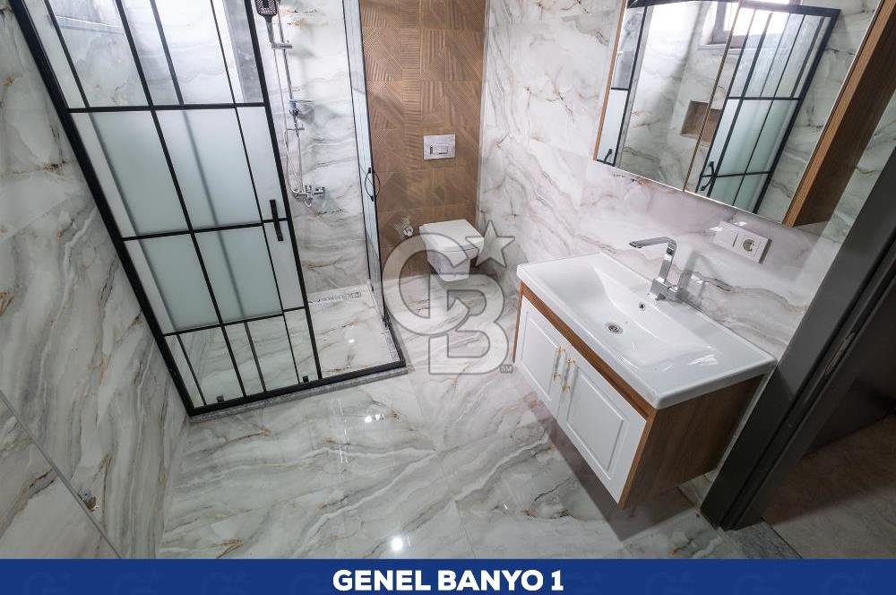 BAŞİSKELE YUVACIK'TA DENİZ MANZARALI GENİŞ 3+1 ÇATI DUBLEKS