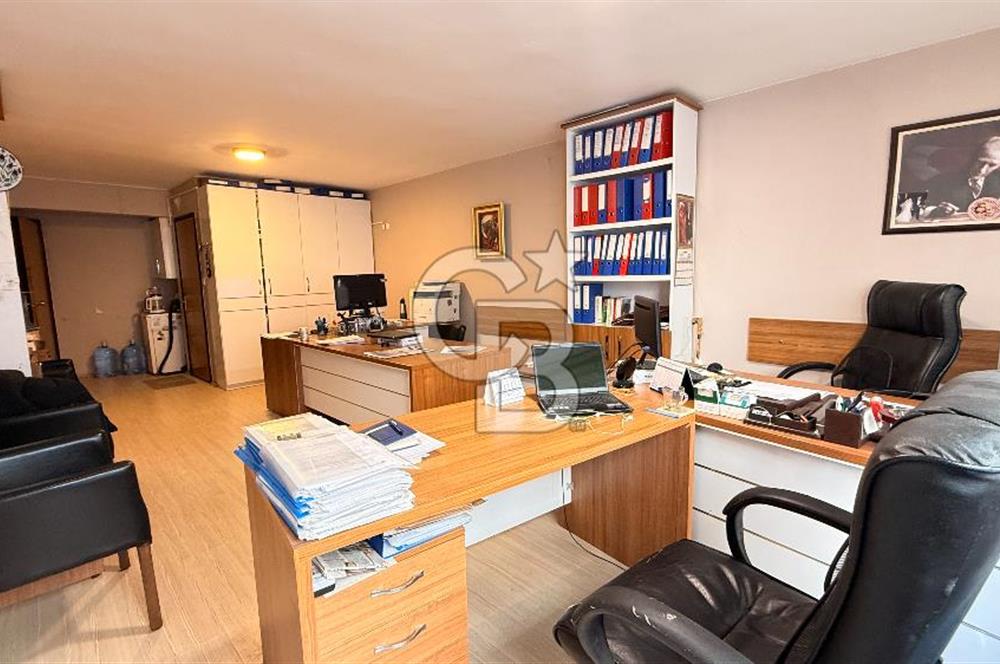 ALSANCAK LİMAN YAKINI SATILIK 1+0 OFİS 