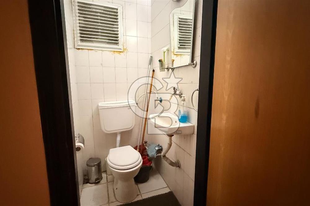 ALSANCAK LİMAN YAKINI SATILIK 1+0 OFİS 