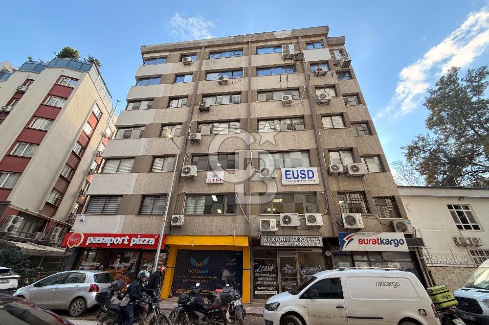 ALSANCAK LİMAN YAKINI SATILIK 1+0 OFİS 