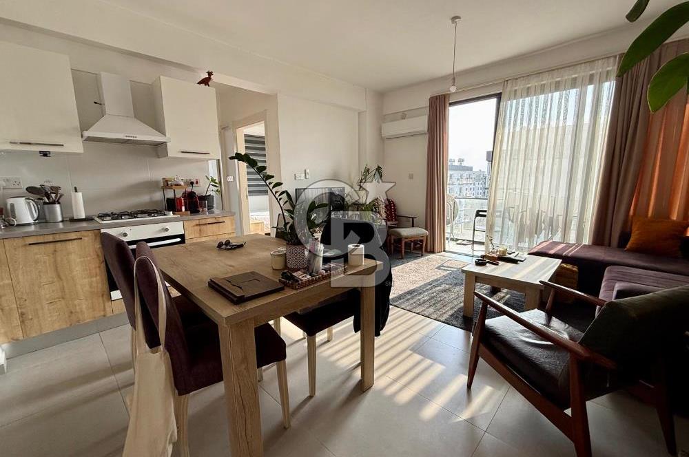 Küçük Kaymaklı'da Satılık Türk Koçanlı 2+1 Eşyalı Daire !!!