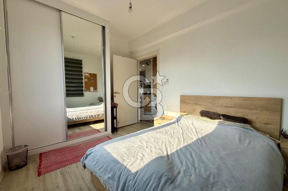 Küçük Kaymaklı'da Satılık Türk Koçanlı 2+1 Eşyalı Daire !!!