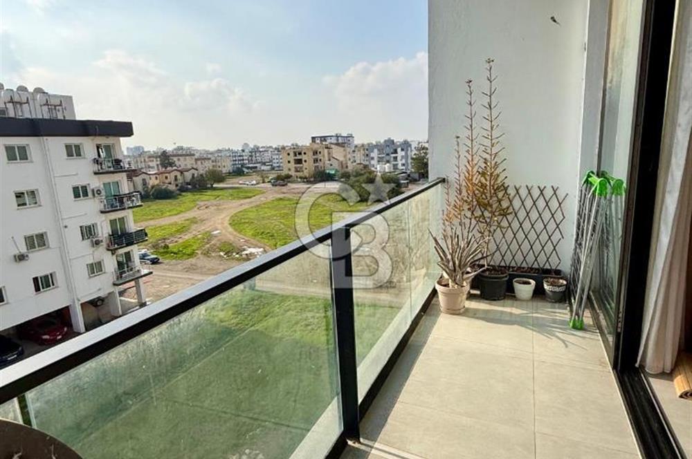 Küçük Kaymaklı'da Satılık Türk Koçanlı 2+1 Eşyalı Daire !!!