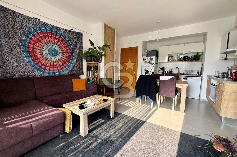 Küçük Kaymaklı'da Satılık Türk Koçanlı 2+1 Eşyalı Daire !!!