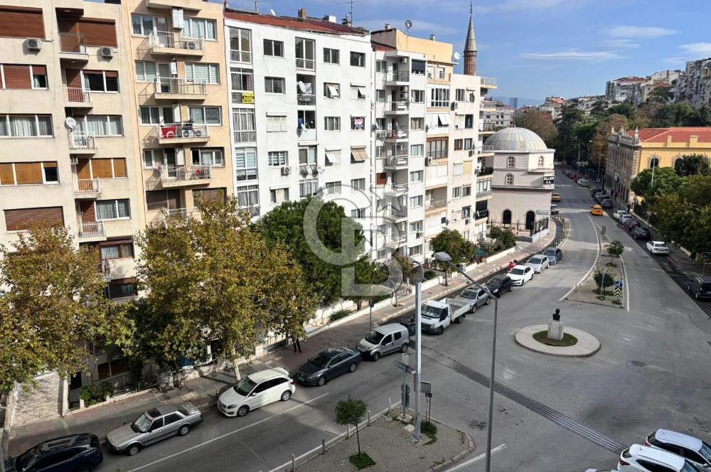 CB YALI'DAN MİTHATPAŞA CADDESİ ÜZERİNDE GENİŞ SATILIK 3+1 DAİRE
