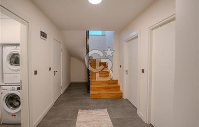 Urla Çeşmealtı Lüx 5+1 Villa