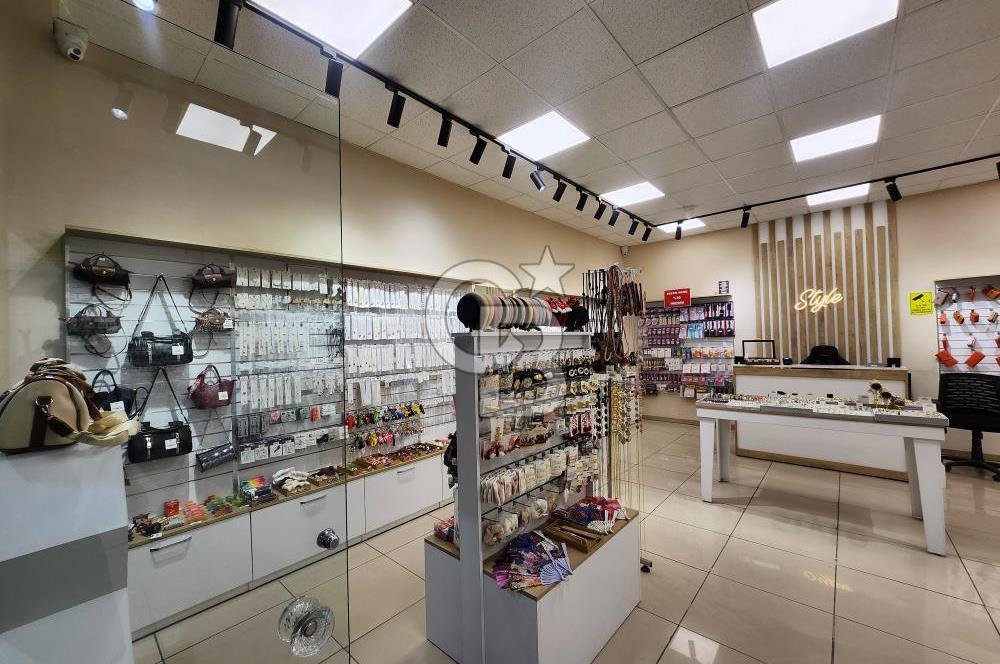 BEŞEVLER METRO İÇİNDE DEVREN KİRALIK DÜKKÂN – 40 m²