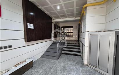 SOĞUKKUYU AYYILDIZ SİTESİNDE BAHÇE CEPHE SATILIK DAİRE