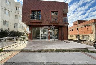 Bornova’da Satılık Altı Dükkan Üstü Daire Olan İki Katlı Bina - 1 - 328364