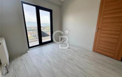 BOĞAZOVA'DA SATILIK 2+1 122 M² 25.000 KİRACILI ÇATI DUBLEKS