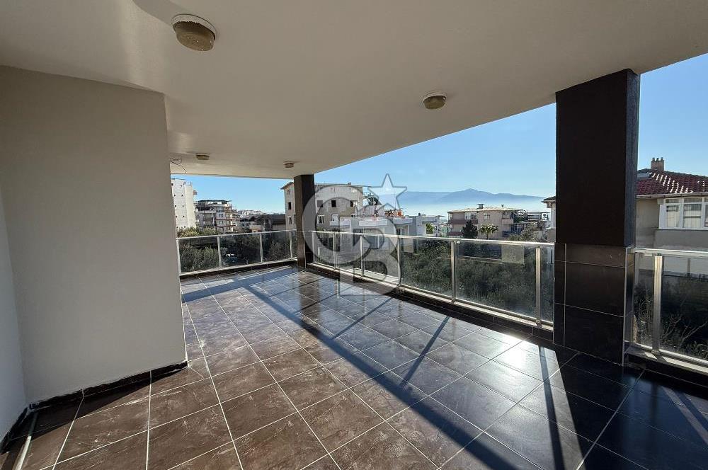 Bornova’da Satılık Altı Dükkan Üstü Daire Olan İki Katlı Bina