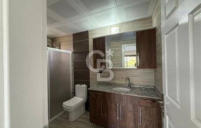 Bornova’da Satılık Altı Dükkan Üstü Daire Olan İki Katlı Bina