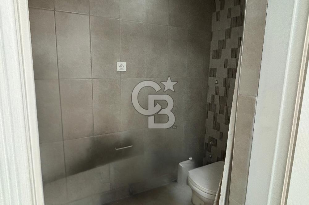 İzmir Narlıderede 55 m2 + 20 m2 ön kullanımlı Kiralık Dükkan