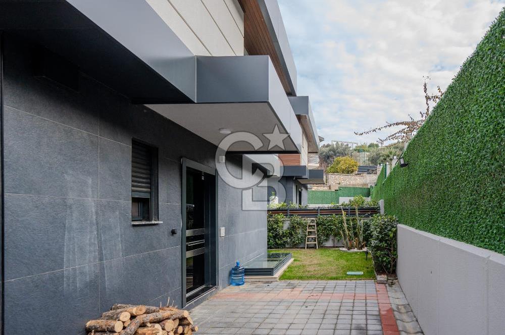 Urla Çeşmealtı Lüx 5+1 Villa