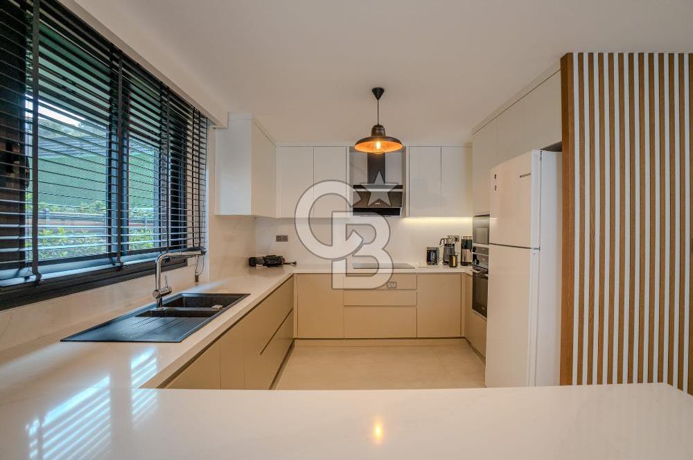 Urla Çeşmealtı Lüx 5+1 Villa