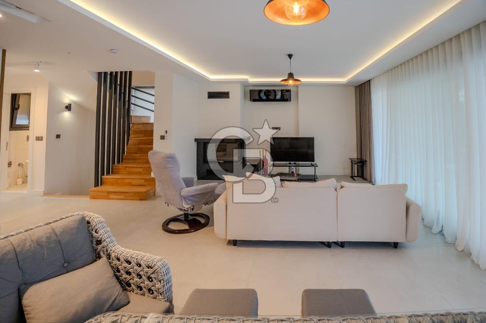 Urla Çeşmealtı Lüx 5+1 Villa