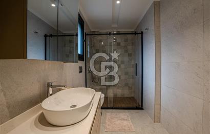 Urla Çeşmealtı Lüx 5+1 Villa