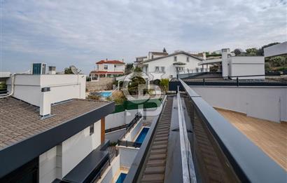 Urla Çeşmealtı Lüx 5+1 Villa
