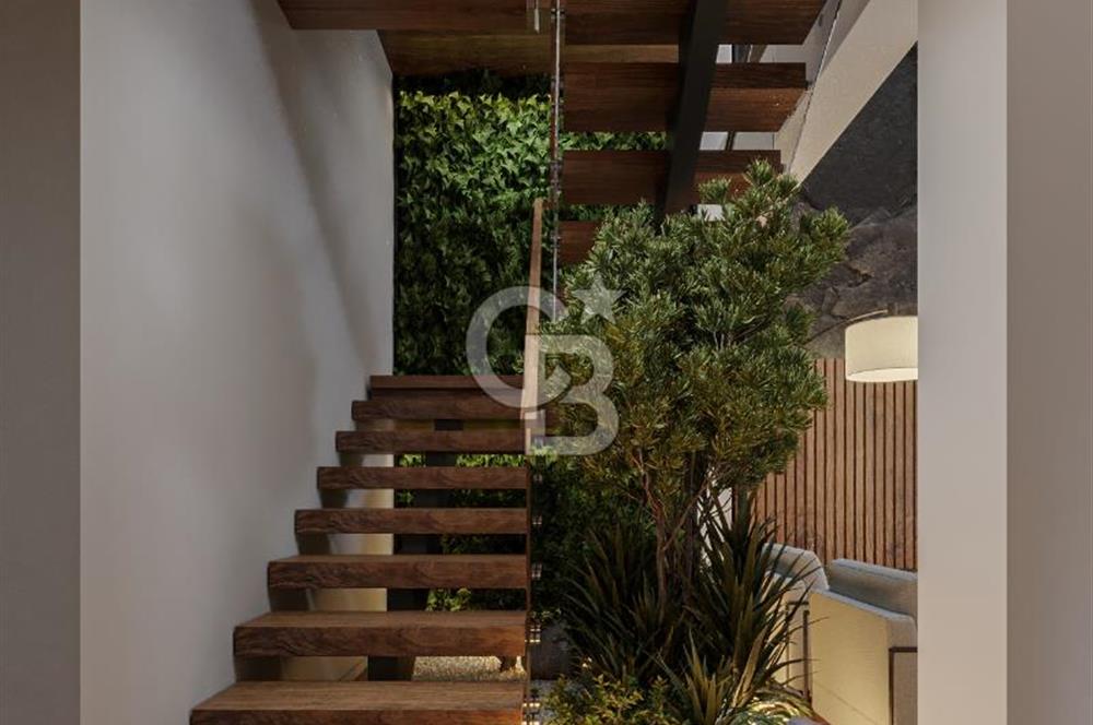 FOÇA KOZBEYLİ'DE 5+1 TRİPLEX LOFT HAVUZLU SATILIK MÜSTAKİL VİLLA