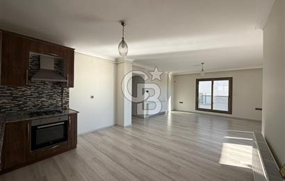 Bornova’da Satılık Altı Dükkan Üstü Daire Olan İki Katlı Bina