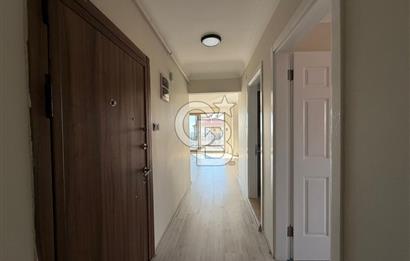 Bornova’da Satılık Altı Dükkan Üstü Daire Olan İki Katlı Bina