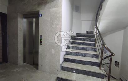 DEMOKRASİ CADDESİ METROYA YAKIN ASANSÖRLÜ 3+1 ÜST DUBLEKS