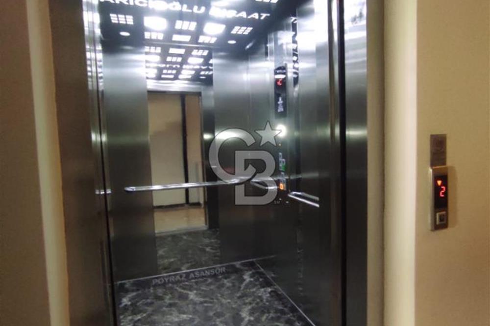 DEMOKRASİ CADDESİ METROYA YAKIN ASANSÖRLÜ 3+1 ÜST DUBLEKS