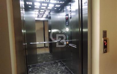 DEMOKRASİ CADDESİ METROYA YAKIN ASANSÖRLÜ 3+1 ÜST DUBLEKS