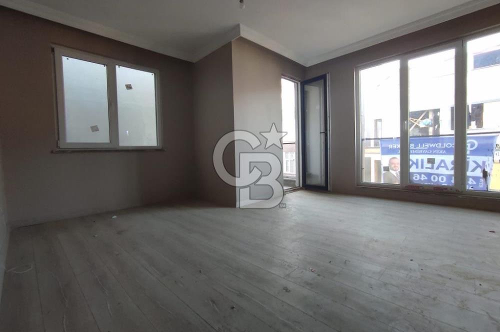 DEMOKRASİ CADDESİ METROYA YAKIN ASANSÖRLÜ 3+1 ÜST DUBLEKS