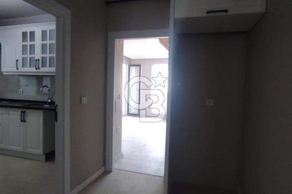 DEMOKRASİ CADDESİ METROYA YAKIN ASANSÖRLÜ 3+1 ÜST DUBLEKS