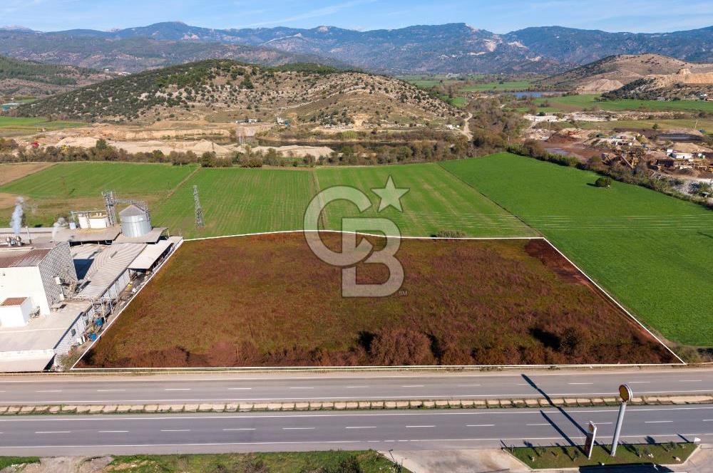 Muğla Milas'da Ana Yola 150 Metre Cepheli Satılık Tarla