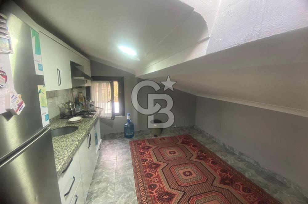 YALOVA ALTINOVA AYAZMA YOLA CEPHE 744 M2 ARSA ÜSTÜNDE BİNA