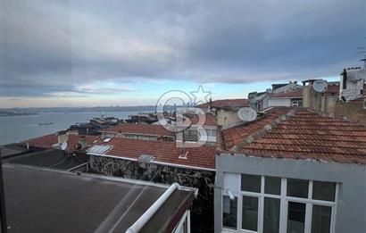 Üsküdar Salacak'ta 3+1 Deniz Manzaralı Teraslı Dubleks Kiralık Daire 