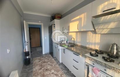 YALOVA ALTINOVA AYAZMA YOLA CEPHE 744 M2 ARSA ÜSTÜNDE BİNA