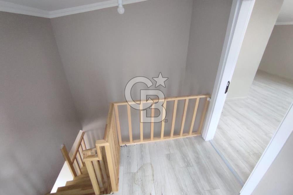 DEMOKRASİ CADDESİ METROYA YAKIN ASANSÖRLÜ 3+1 ÜST DUBLEKS