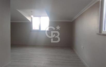 DEMOKRASİ CADDESİ METROYA YAKIN ASANSÖRLÜ 3+1 ÜST DUBLEKS