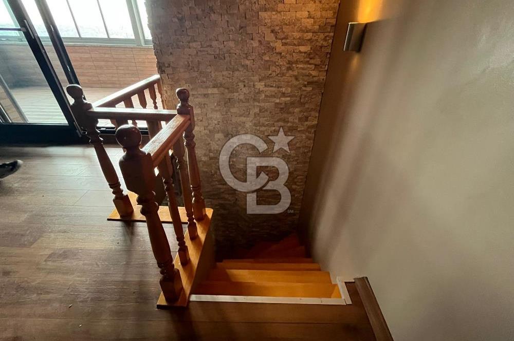 Üsküdar Salacak'ta 3+1 Deniz Manzaralı Teraslı Dubleks Kiralık Daire 