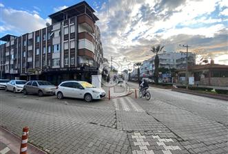 Akçay Ana Cadde Üzeri Satılık Dükkan - 3 - 328399