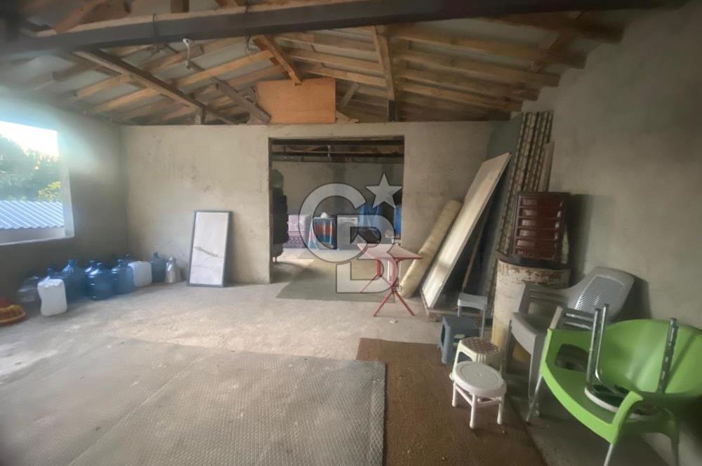 YALOVA ALTINOVA AYAZMA YOLA CEPHE 744 M2 ARSA ÜSTÜNDE BİNA