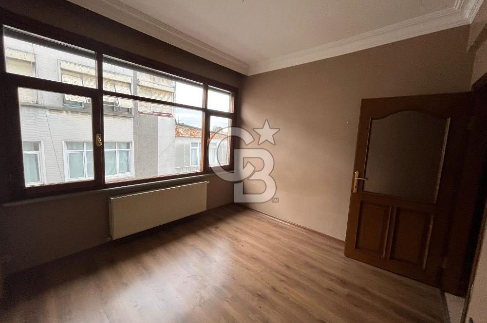 Üsküdar Salacak'ta 3+1 Deniz Manzaralı Teraslı Dubleks Kiralık Daire 