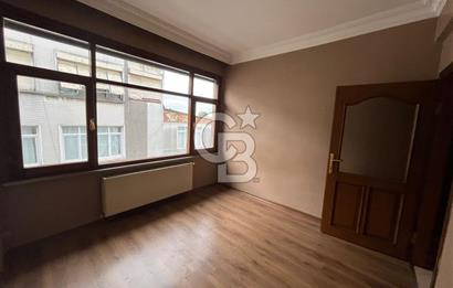Üsküdar Salacak'ta 3+1 Deniz Manzaralı Teraslı Dubleks Kiralık Daire 