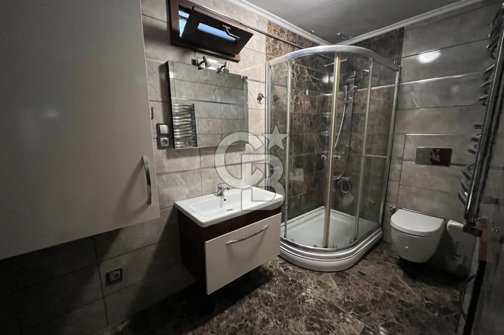 Üsküdar Salacak'ta 3+1 Deniz Manzaralı Teraslı Dubleks Kiralık Daire 