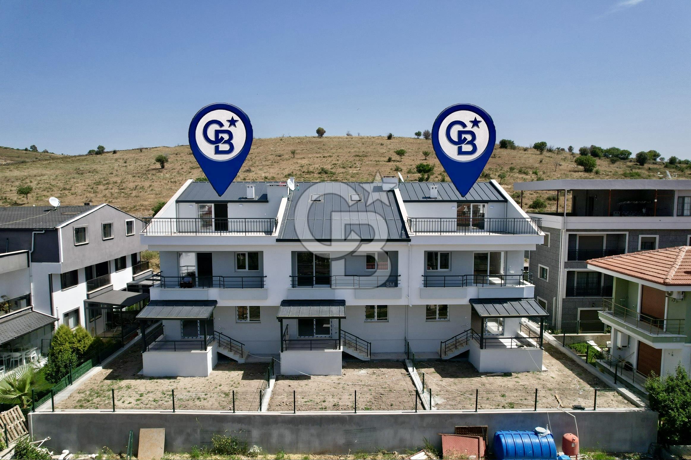 Çandarlıda geniş bahçe kullanımlı 1+1 daire 